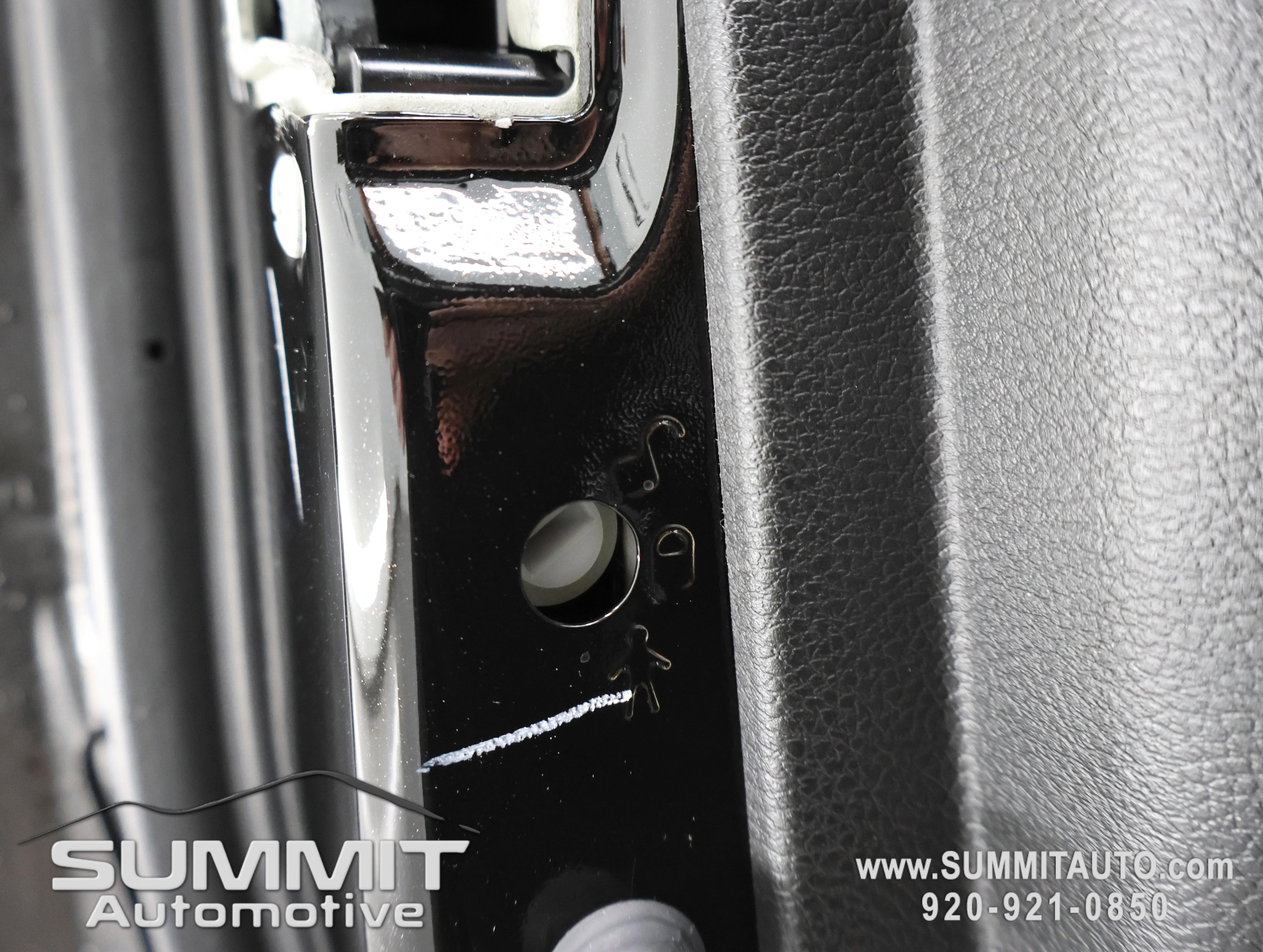 New 2026 Diamond Black Crystal Pearl-Coat Exterior Paint RAM Limited image 43