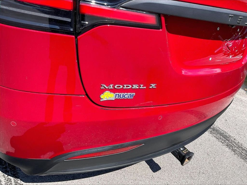 Used 2018 Red Tesla P100D image 29