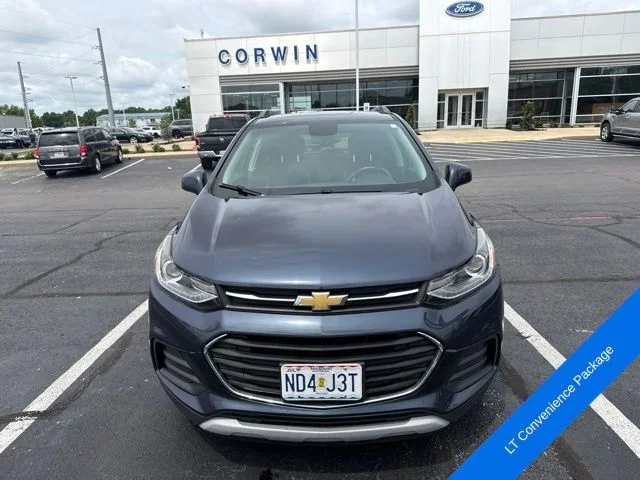Used 2018 Storm Blue Metallic Chevrolet LT image 2