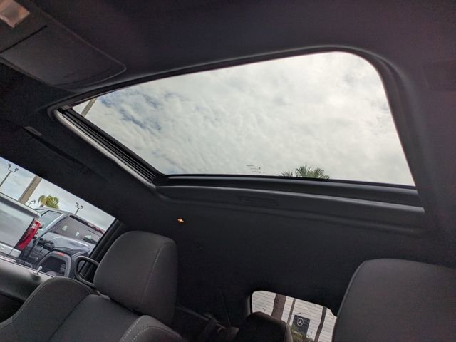 Used 2023 Destroyer Gray Clearcoat Dodge R/T image 19