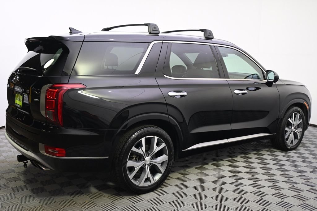 Used 2021 Black Hyundai Limited image 7