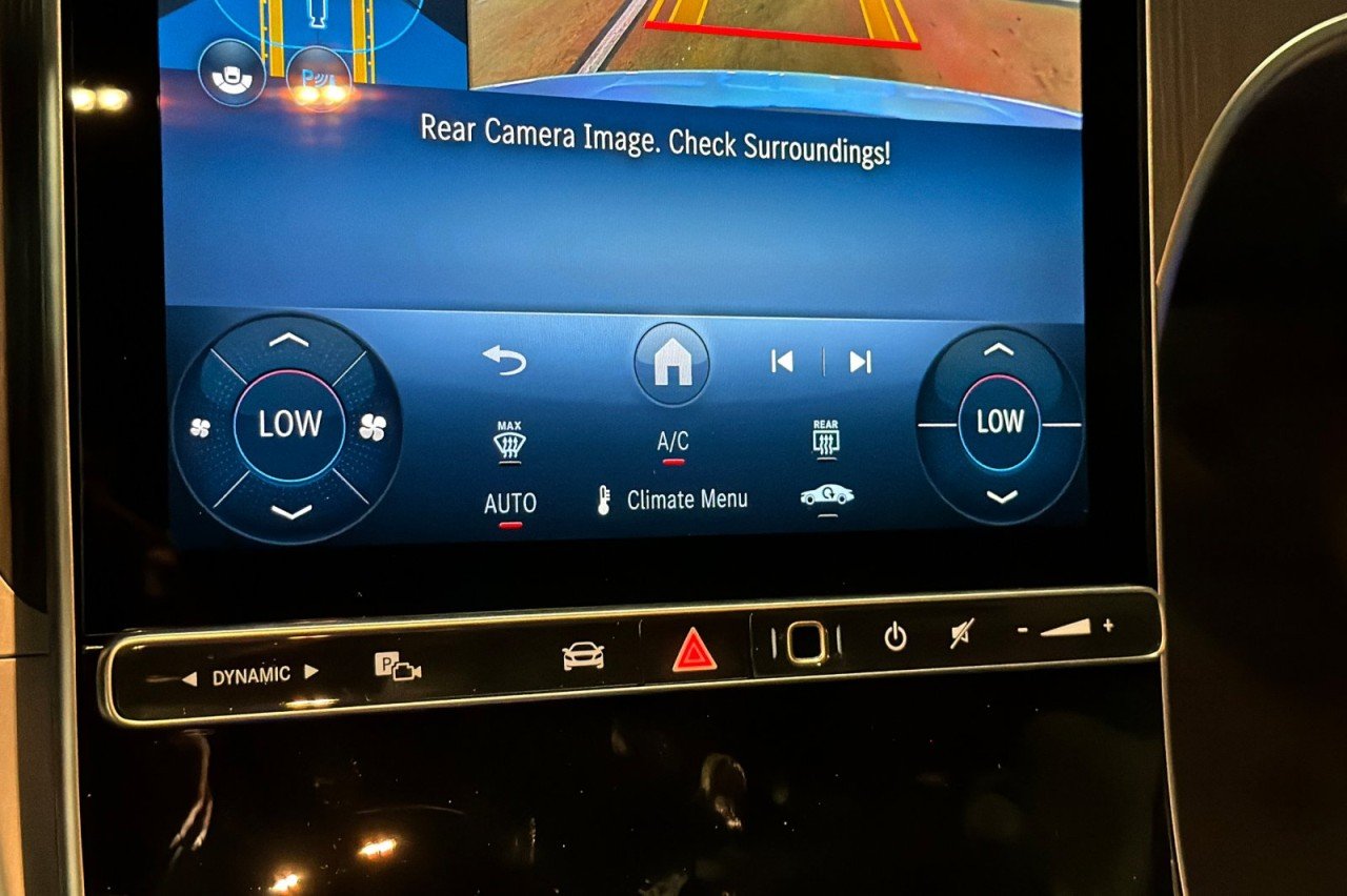 New 2026 MANUFAKTUR Alpine Grey Mercedes-Benz C 300 Sedan image 18