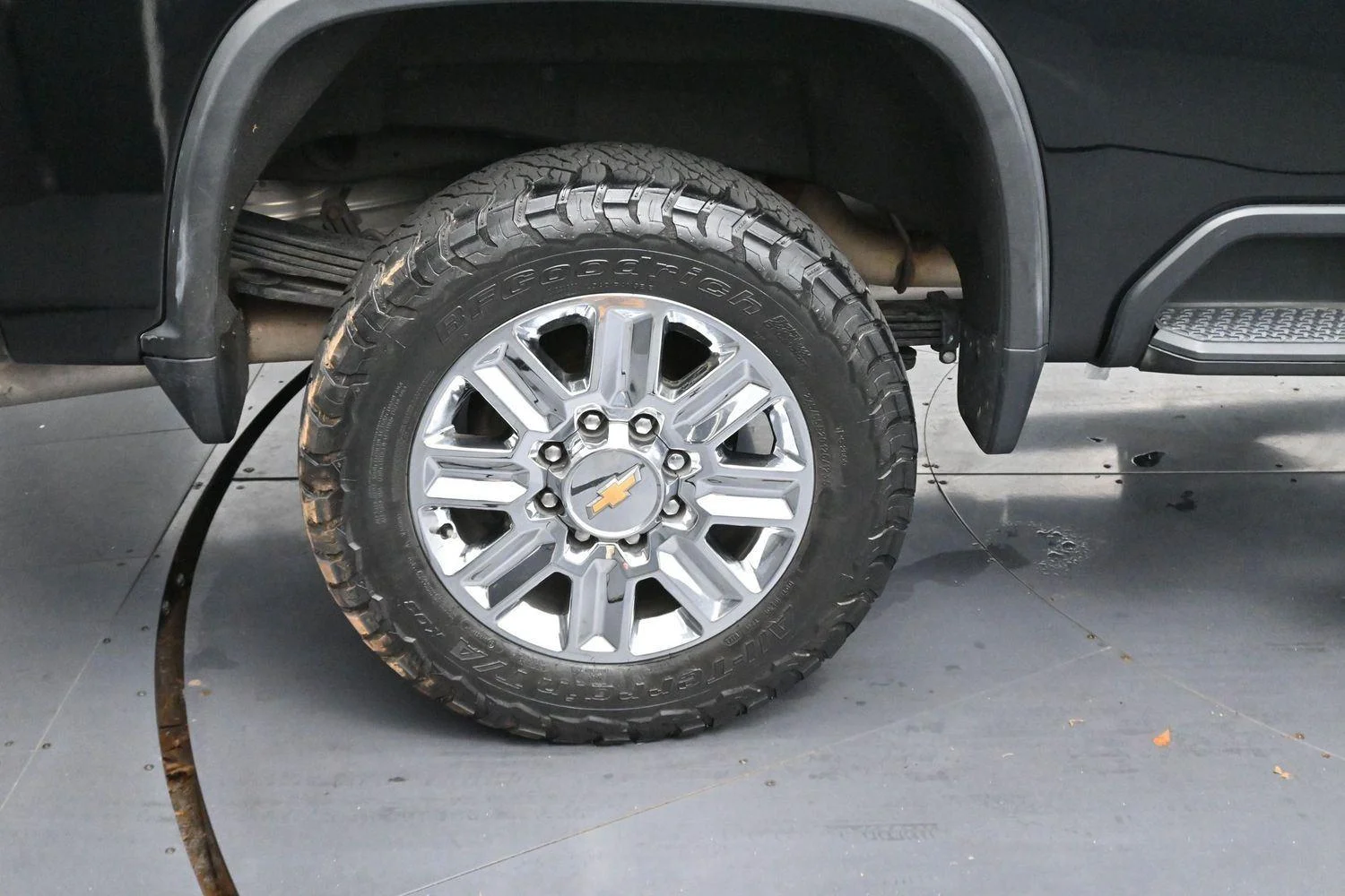Used 2024 Black Chevrolet High Country image 35