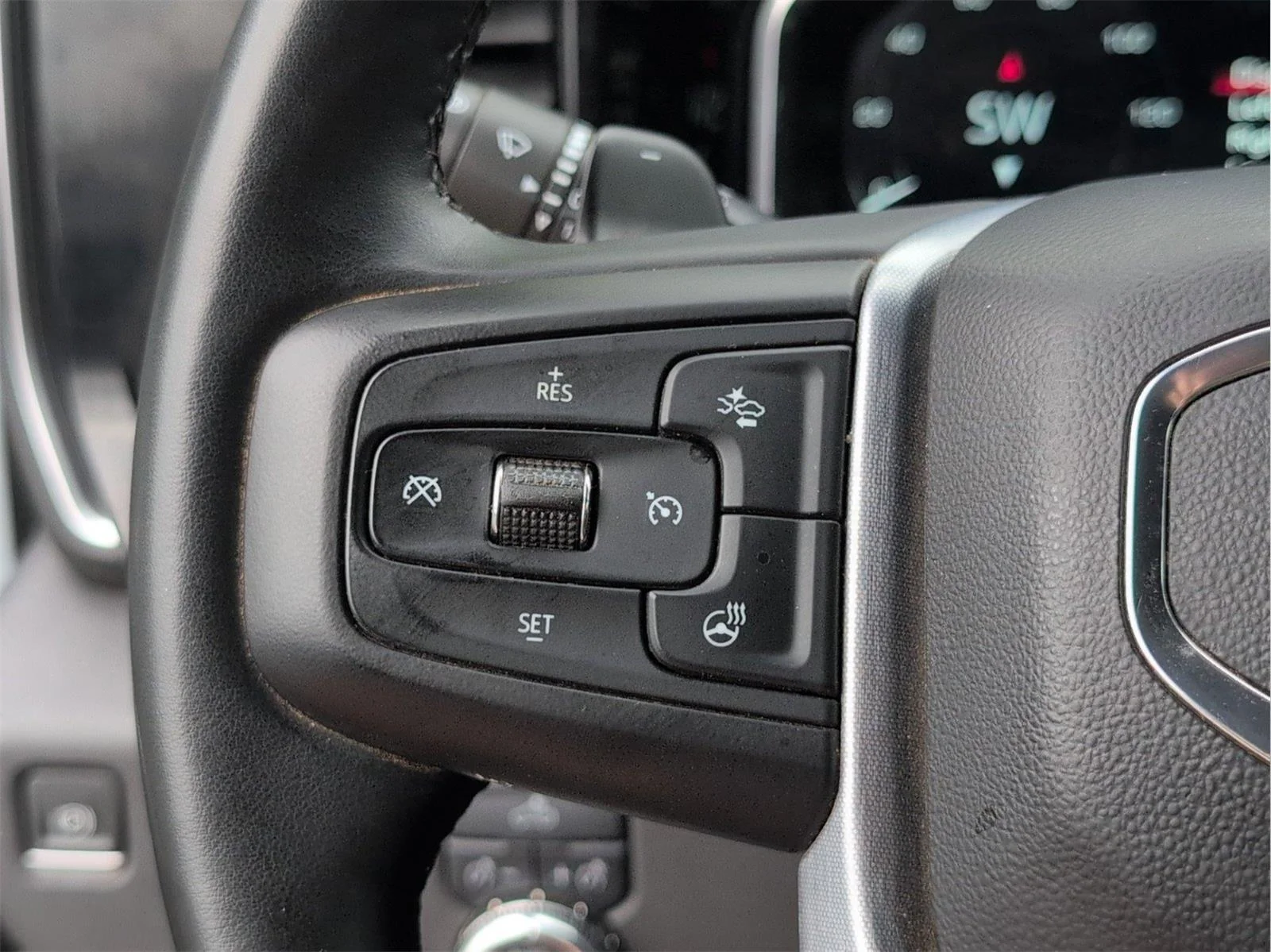 Used 2023 Summit White GMC Elevation image 26