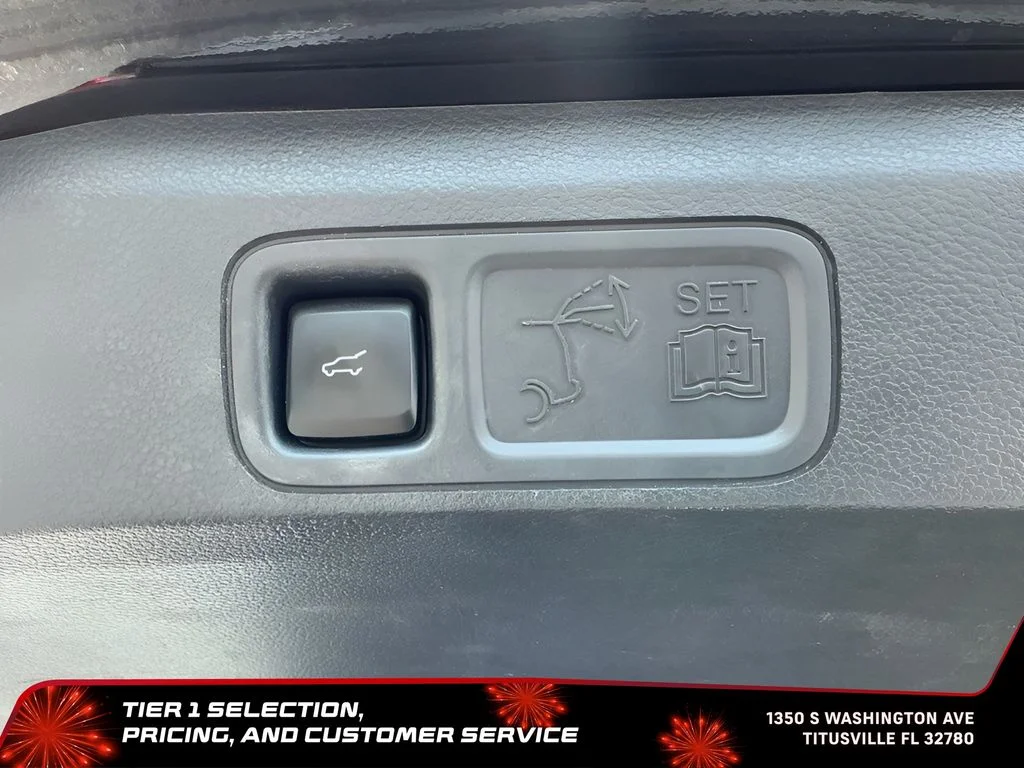 Used 2023 Black Ford XLT image 20