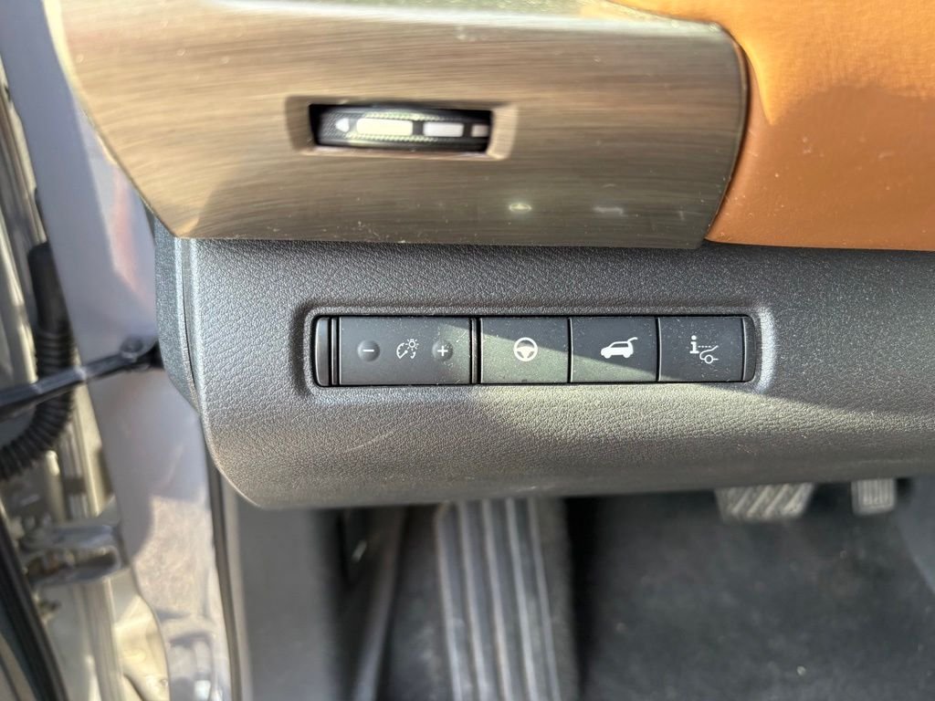 Certified Used 2023 Gray Nissan Platinum image 17