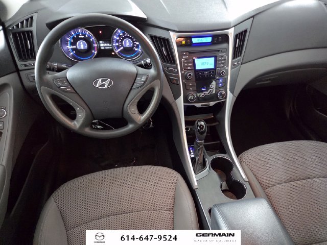 Used 2011 Blue Hyundai GLS image 18