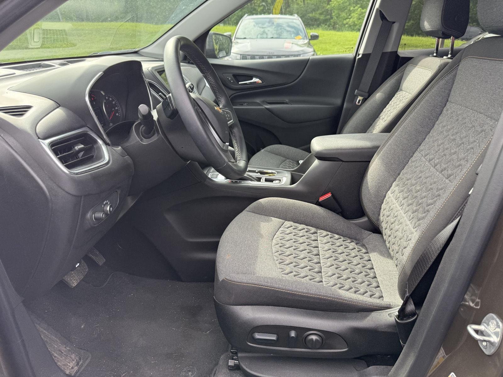 Used 2023 Harvest Bronze Metallic Chevrolet LT image 3