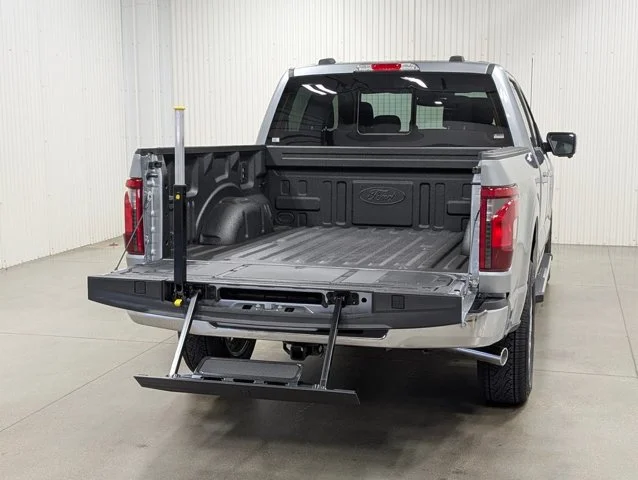 New 2026 Iconic Silver Metallic Ford XLT image 57