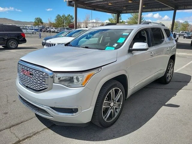 Used 2017 Silver GMC Denali image 6
