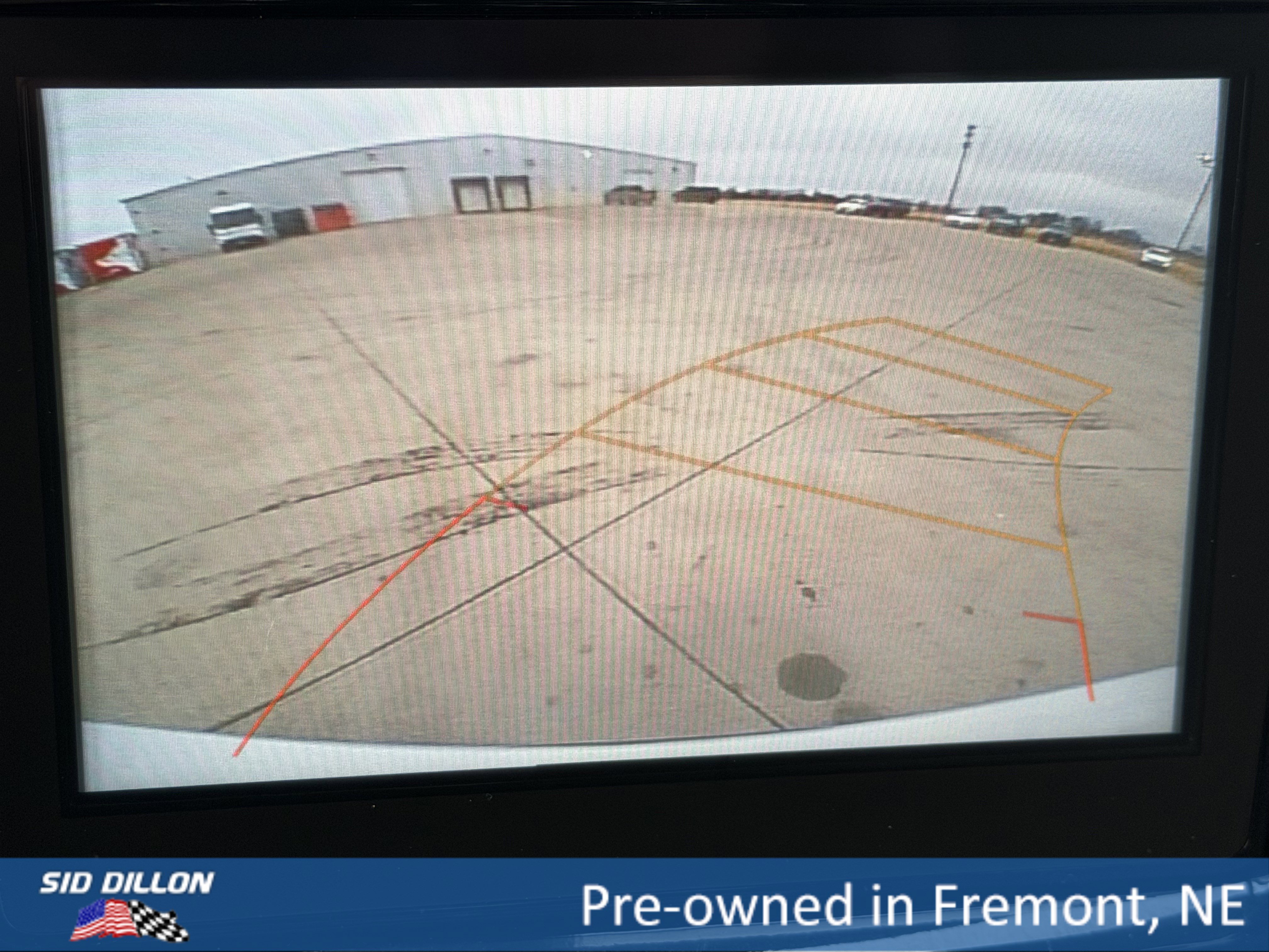 Used 2018 Chevrolet Traverse 1LT with VIN 1GNEVGKW9JJ249580 for sale in Fremont, NE