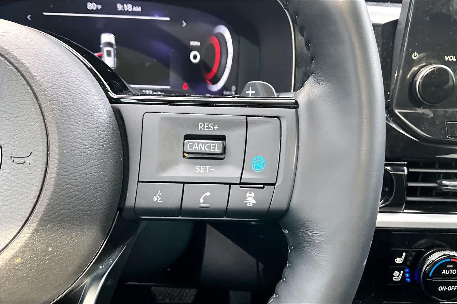 Used 2024 Pearl White Tricoat/Super Black Nissan Platinum image 23