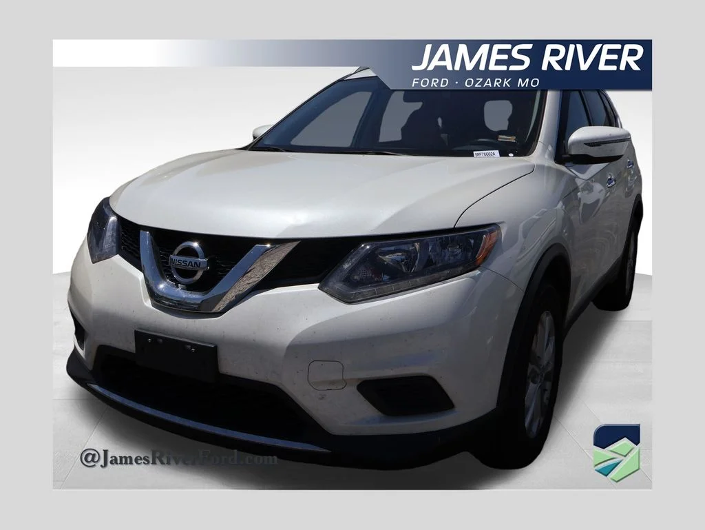 2016 Nissan Rogue SV FWD's photo