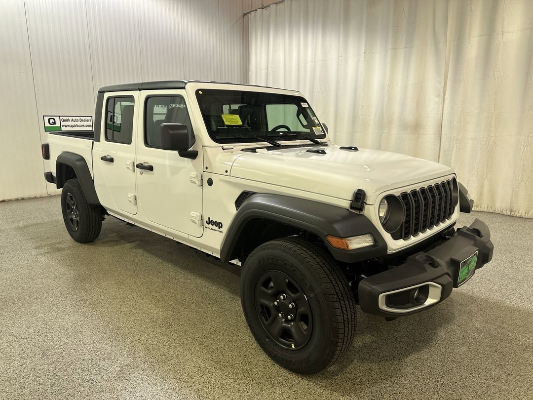 2026 Jeep Gladiator Sport