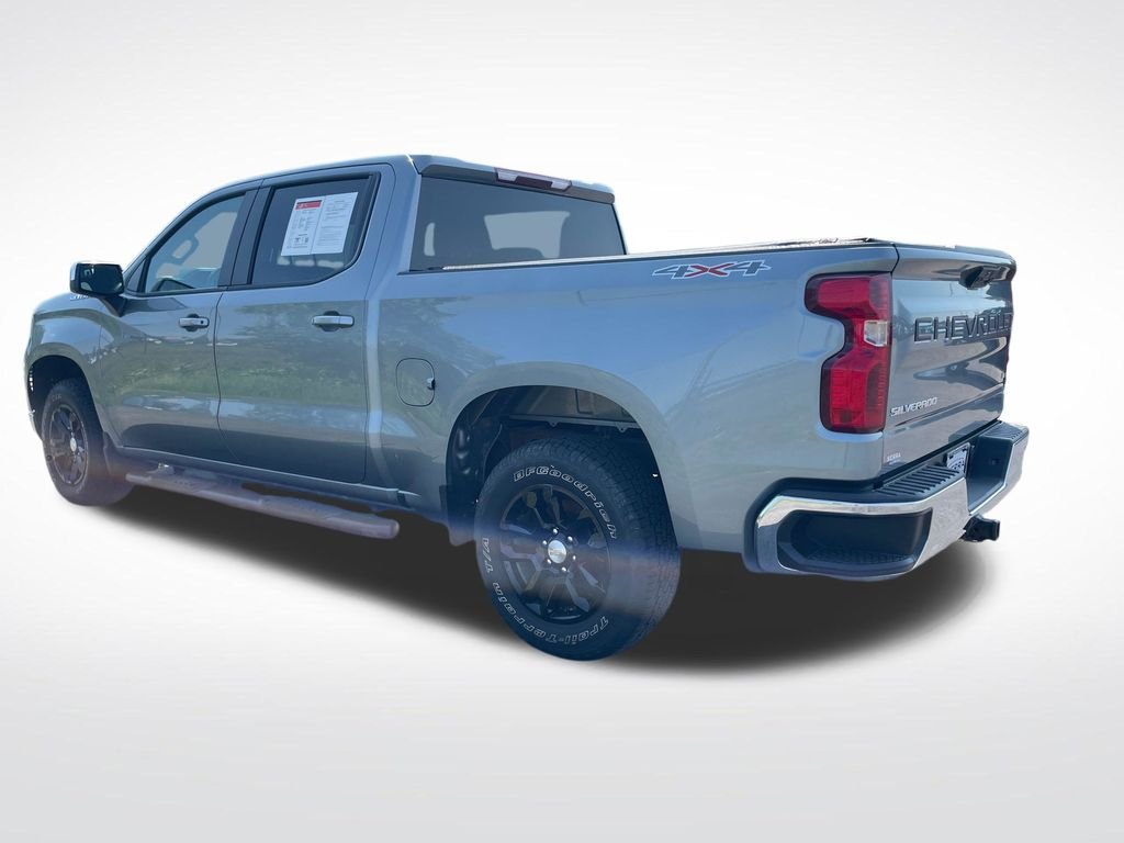 Used 2023 Gray Chevrolet LT image 3