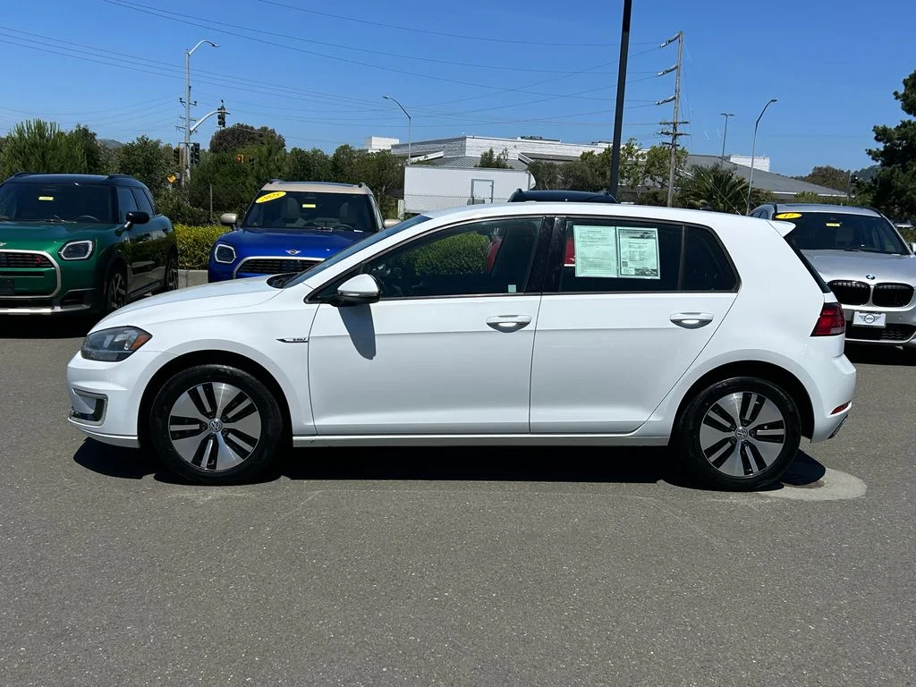 Used 2018 Volkswagen e-Golf e-Golf SE with VIN WVWKR7AU6JW907651 for sale in Corte Madera, CA