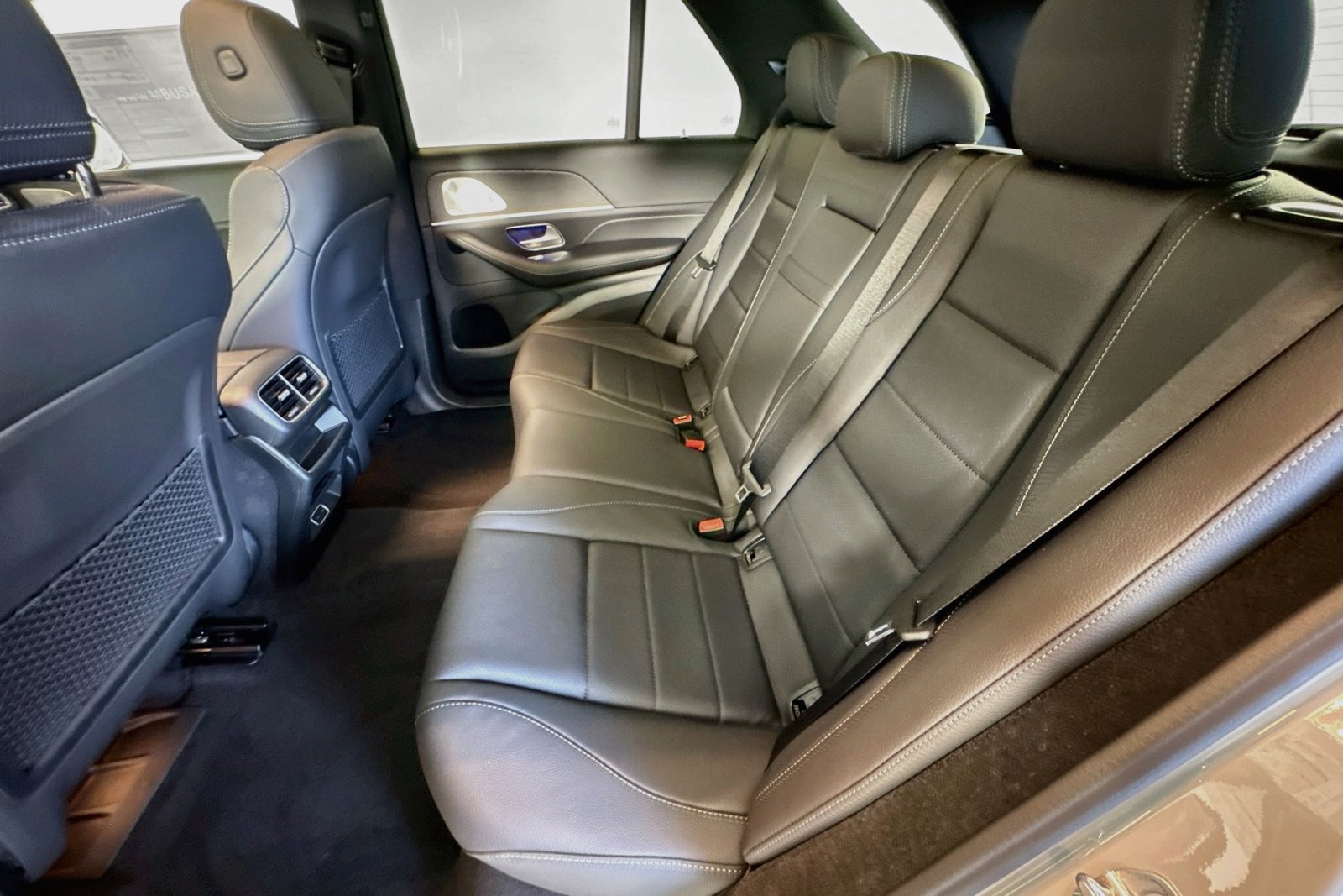 New 2026 MANUFAKTUR Alpine Grey Mercedes-Benz GLE 450 image 22