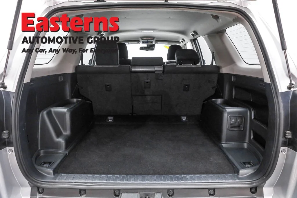 Used 2024 Silver Toyota SR5 image 9