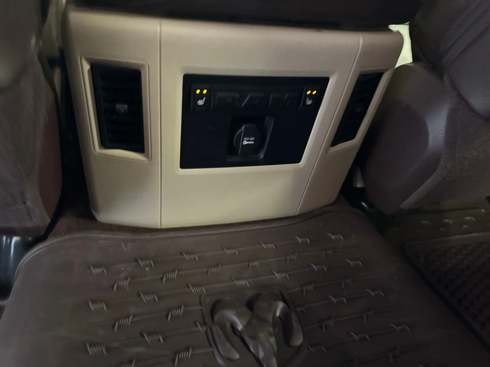 Used 2015 Black Ram Laramie Longhorn image 28