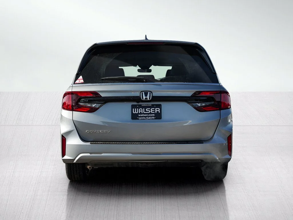 New 2026 Solar Silver Metallic Honda EX-L image 5