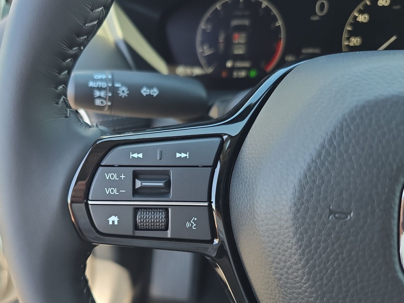 New 2027 Urban Gray Pearl Honda EX-L image 25