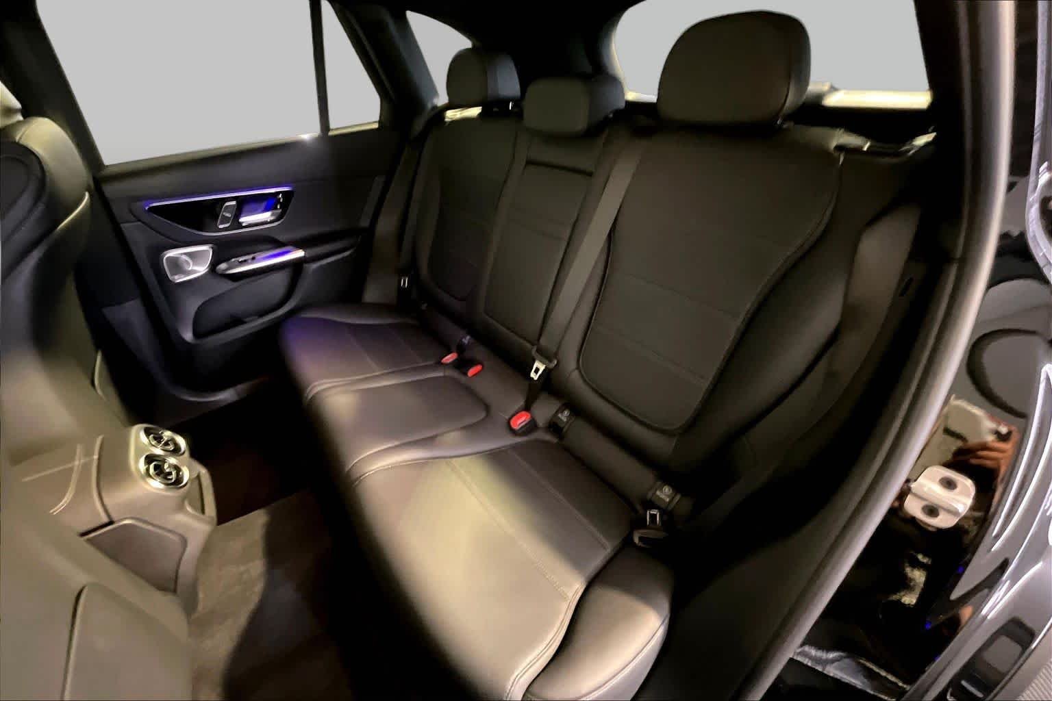 Used 2023 Black Mercedes-Benz GLC 300 image 21