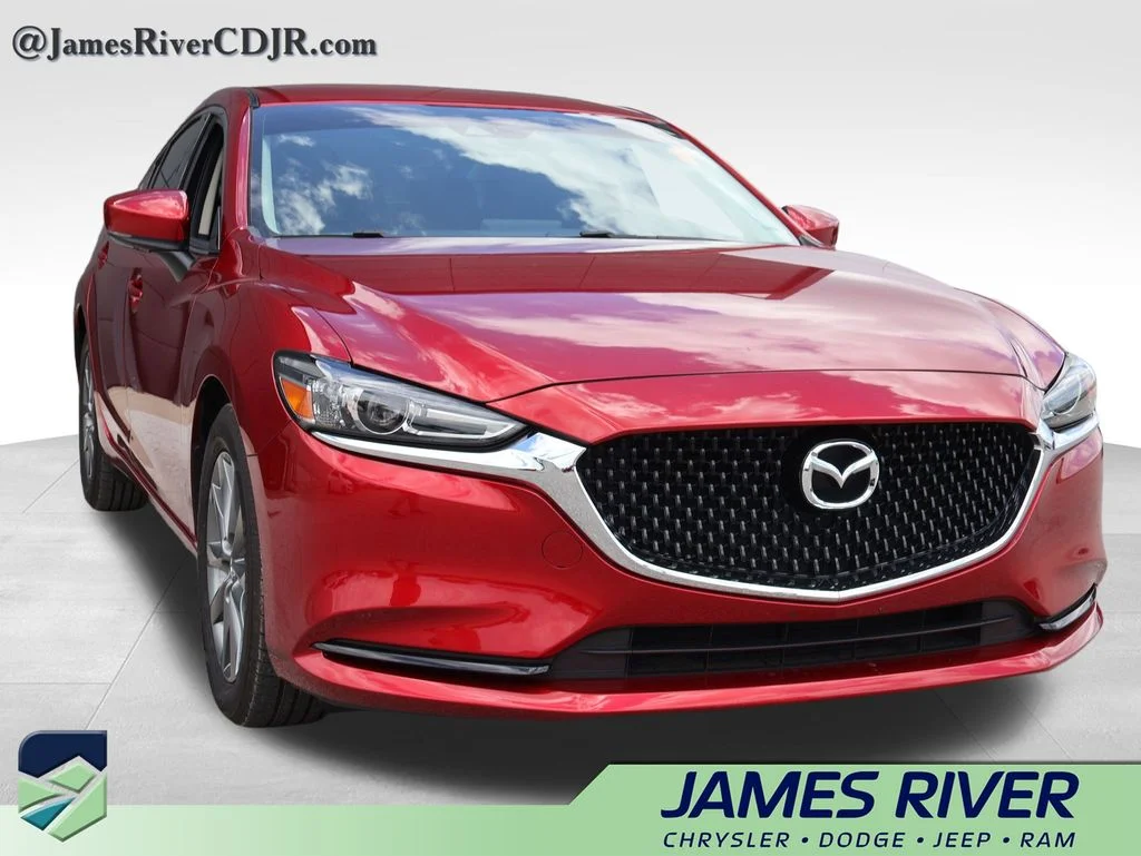 Used 2018 Red Mazda Sport image 6