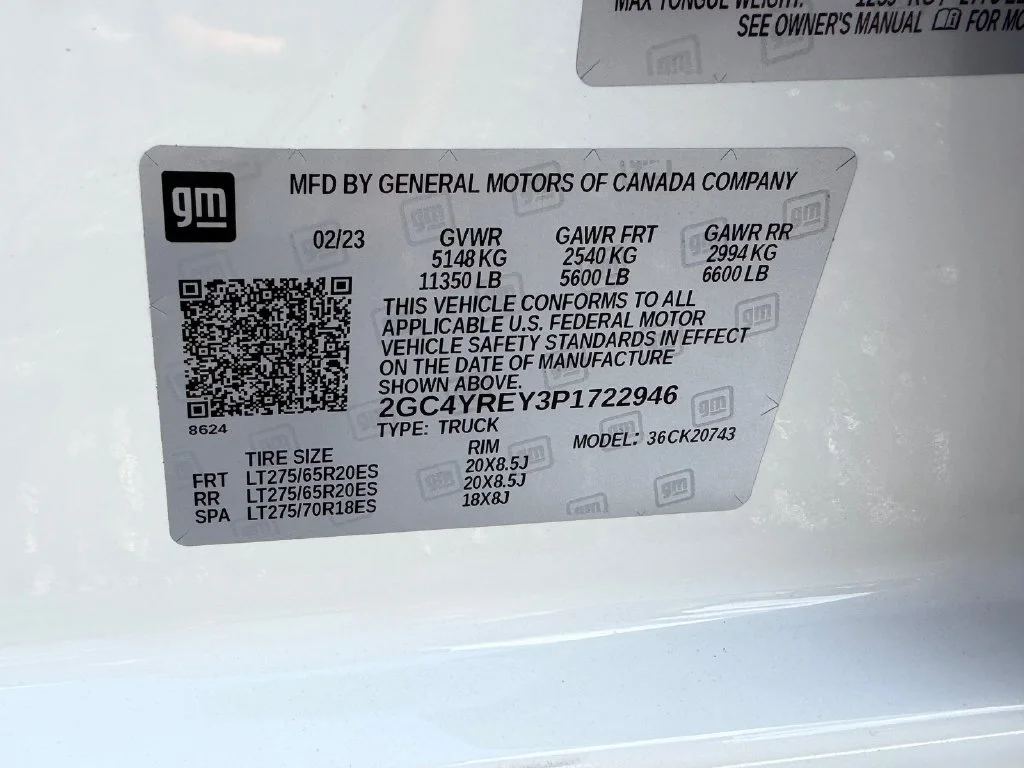 Used 2023 White Chevrolet High Country image 12