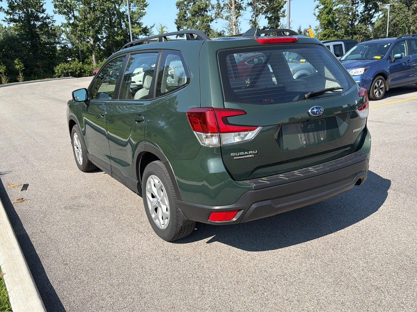 Certified Used 2023 Cascade Green Silica Subaru Base image 6