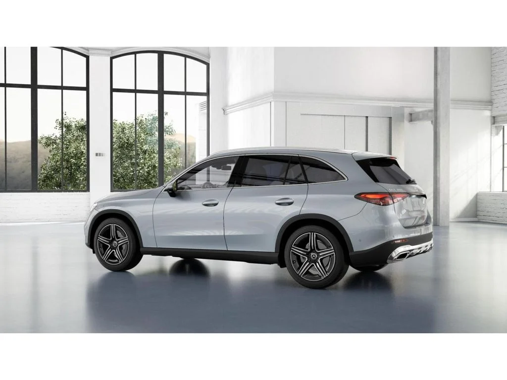 New 2027 Silver Mercedes-Benz GLC 300 image 31
