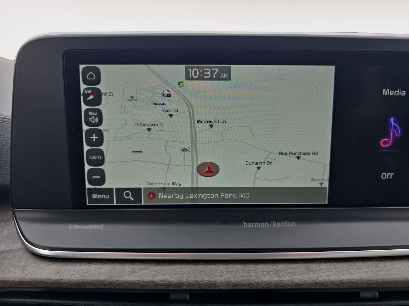 Used 2021 Glacial White Pearl Kia SX image 13