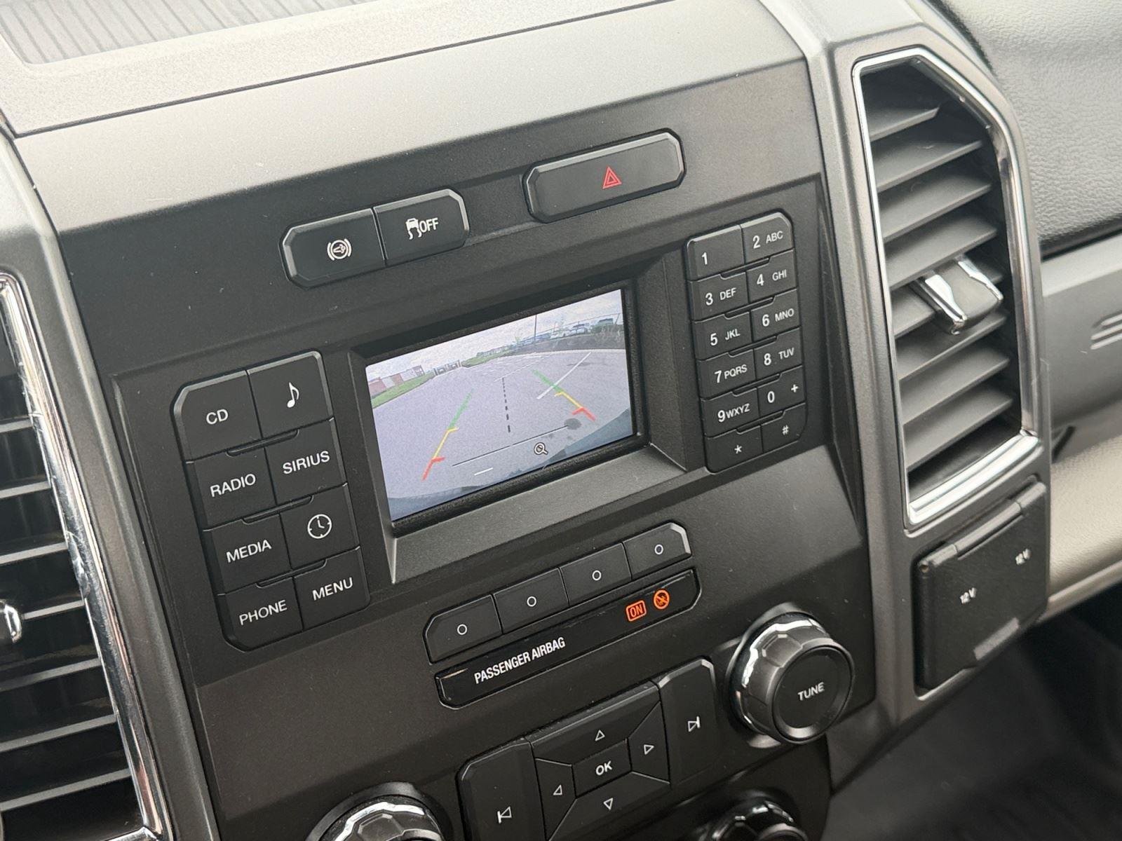 2018 Ford F-350 Super Duty XLT - Photo 21