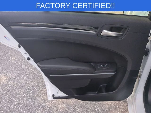 Used 2023 White Chrysler Touring image 27