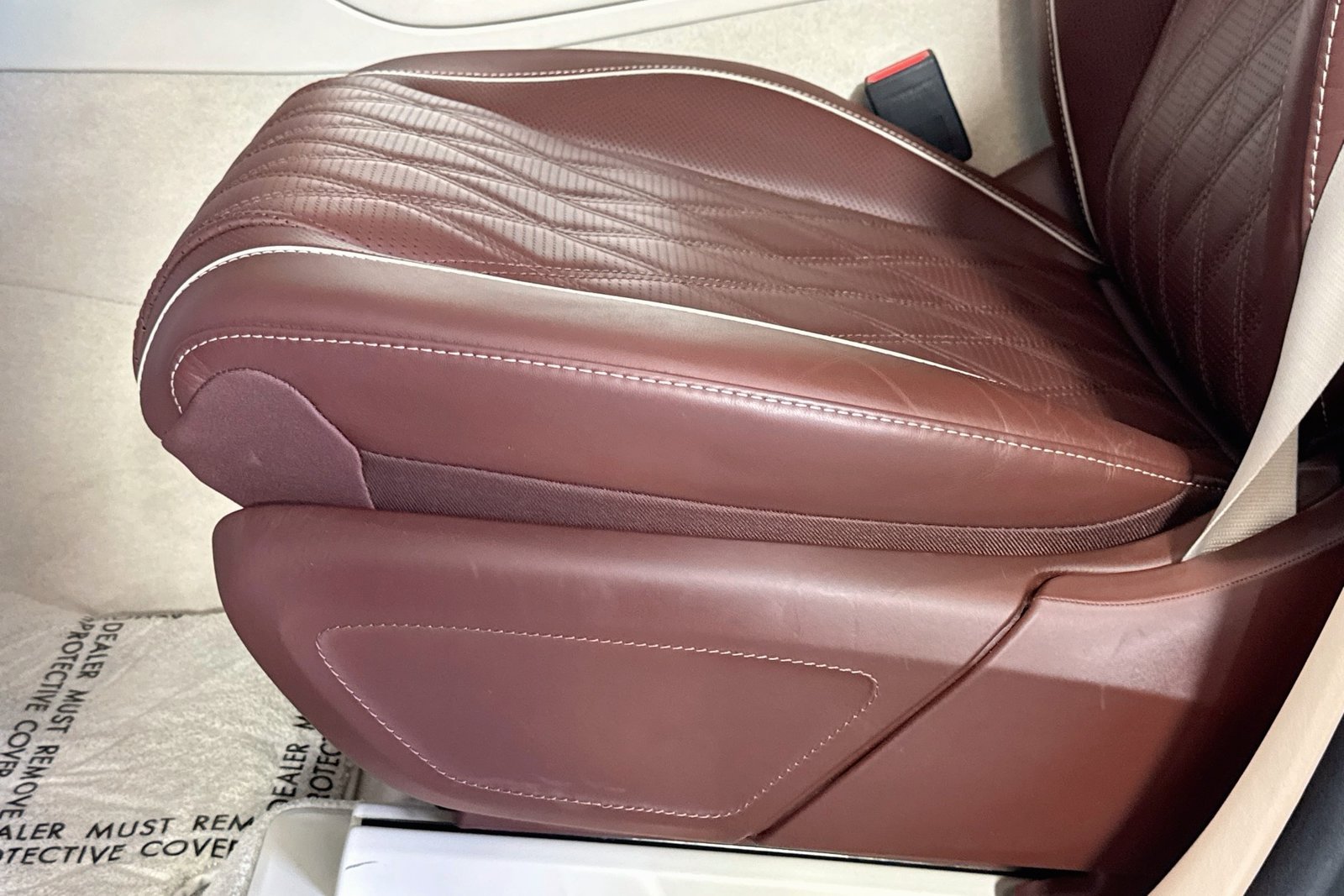 Used 2024 Obsidian Black Metallic Mercedes-Benz Maybach GLS 600 image 18