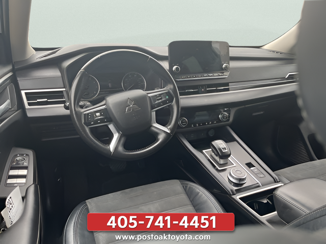 Used 2022 Gray Mitsubishi SE image 12