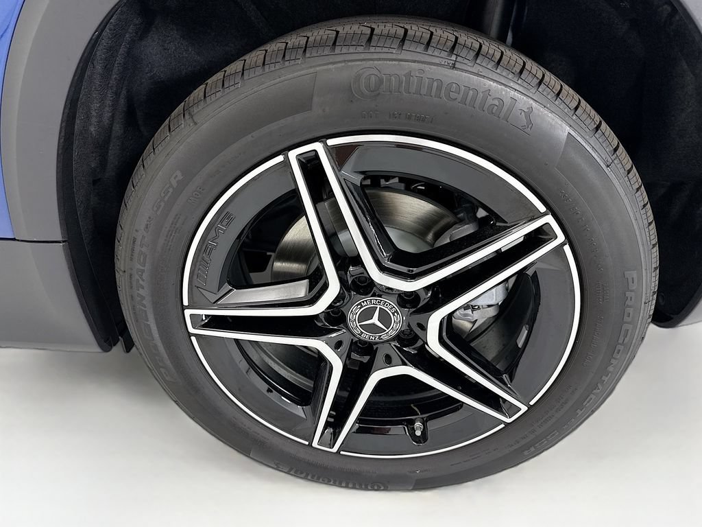 New 2026 Starling Blue Metallic Mercedes-Benz GLB 250 image 30