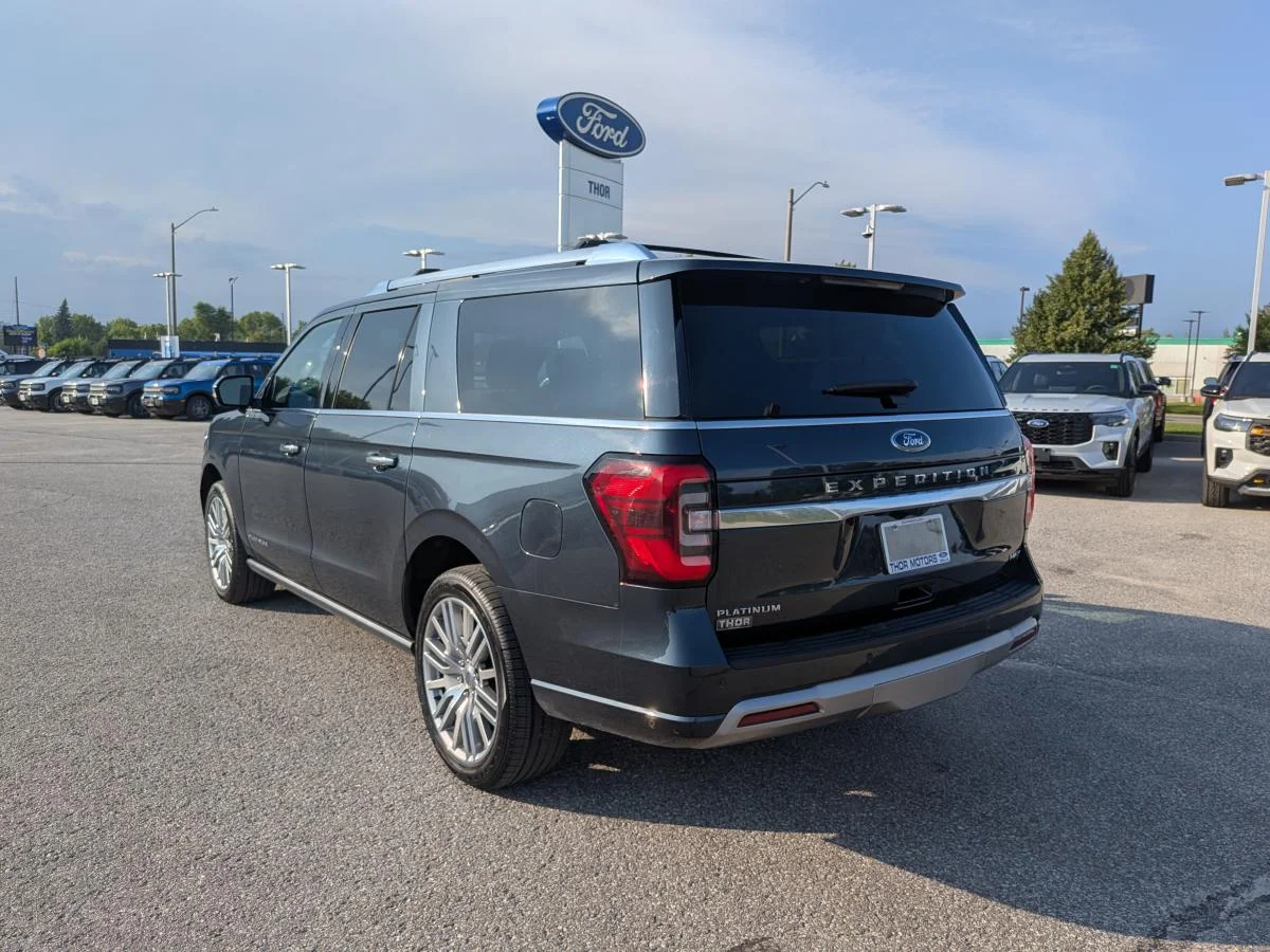 Used 2022 Blue Ford Platinum Max image 11