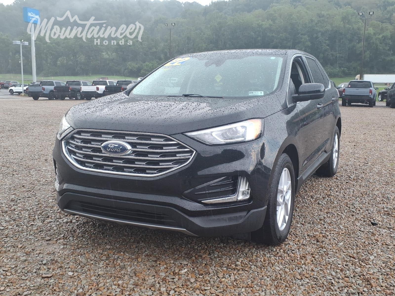 Used 2022 Agate Black Ford SEL image 1