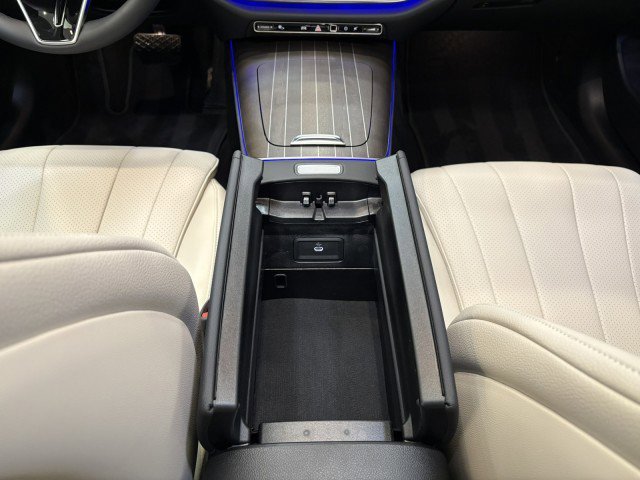 New 2026 Cirrus Silver Metallic Mercedes-Benz  image 39