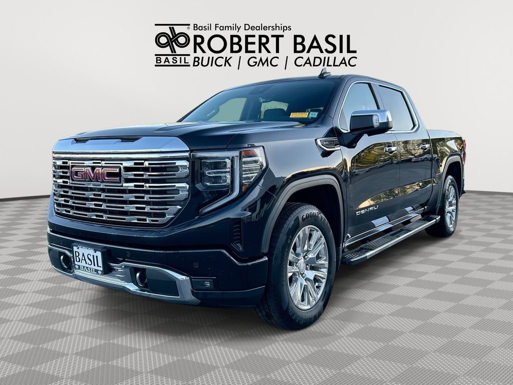 2022 GMC Sierra 4WD Crew Cab Short Box Denali's photo
