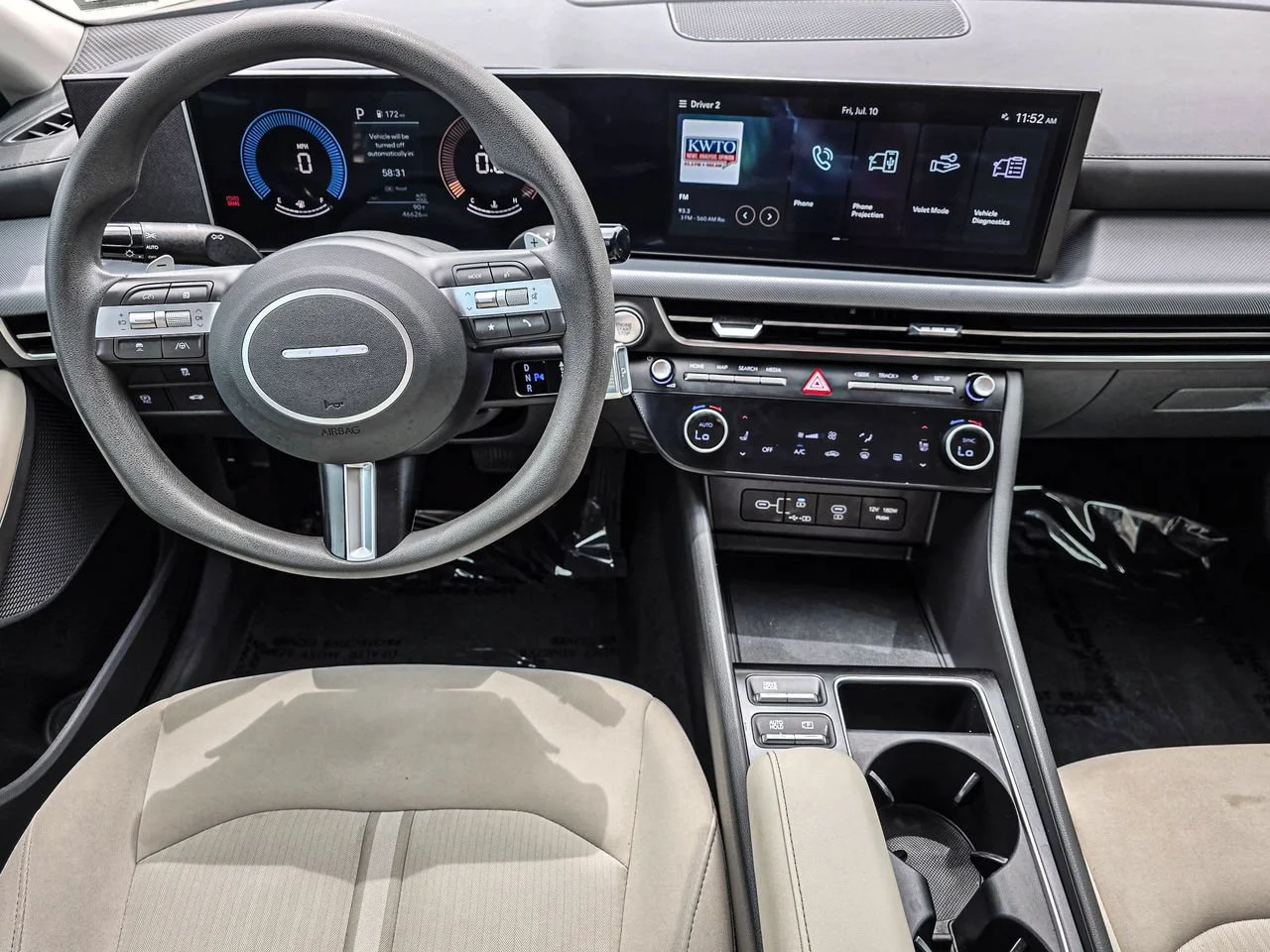 Used 2024  Hyundai SEL image 31