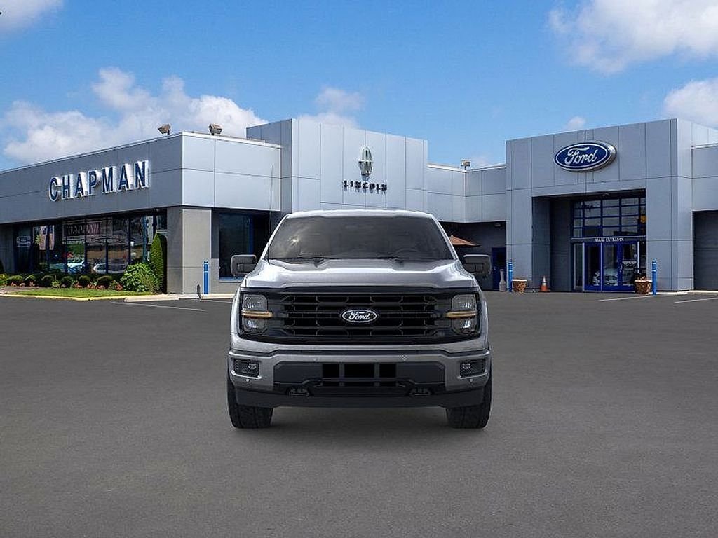 New 2026 Carbonized Gray Metallic Ford XLT image 6