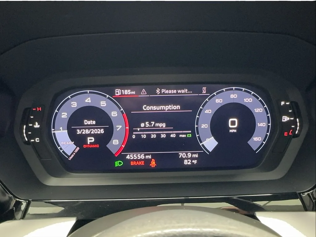 Used 2024 White Audi  image 40