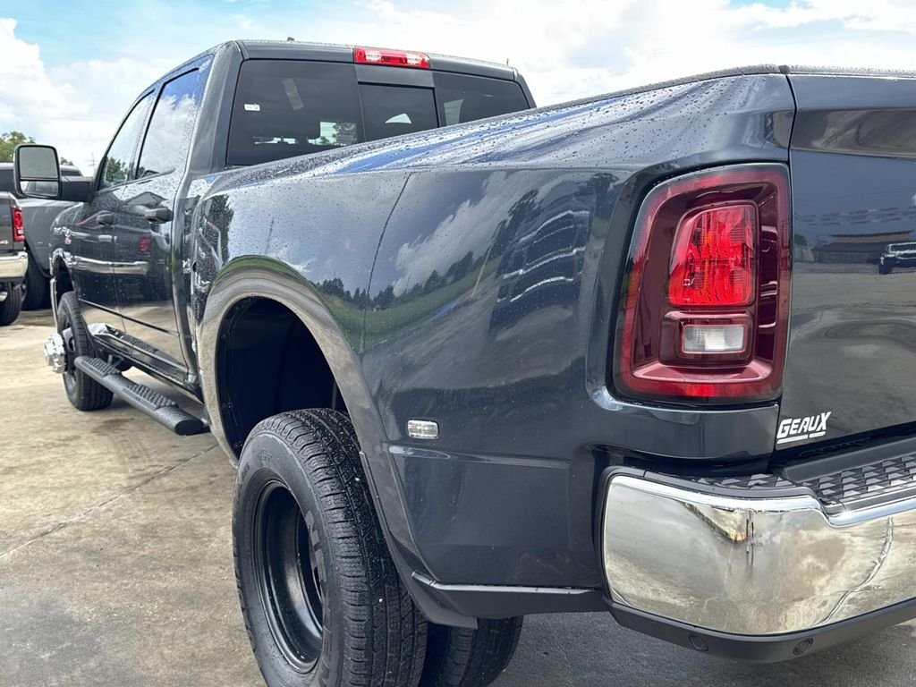 New 2026 Forged Blue Metallic Exterior Paint RAM Tradesman image 11