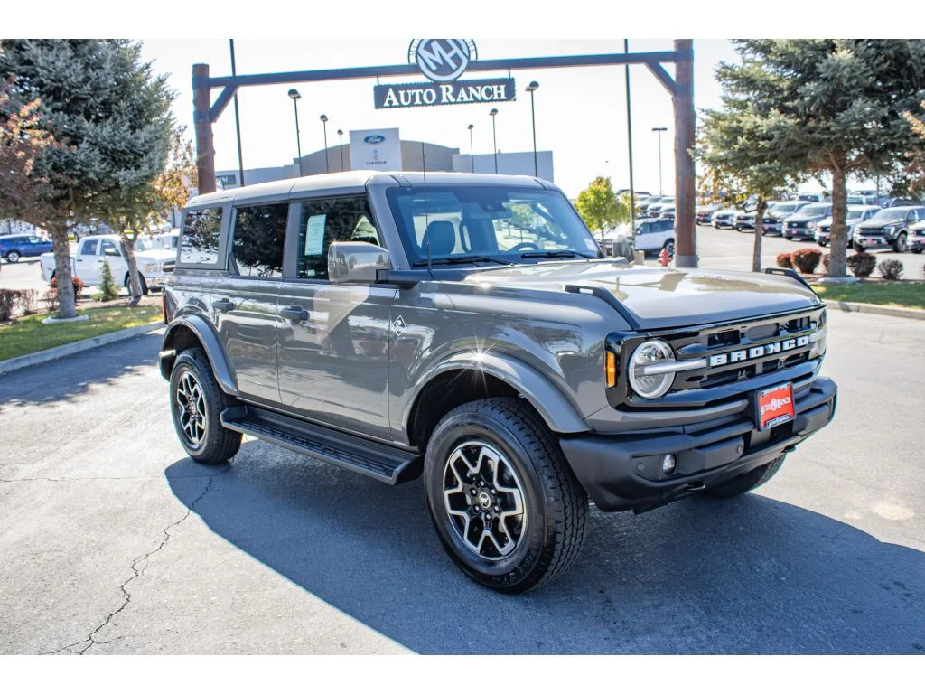 New 2026 MARSH GRAY Ford Outer Banks image 2