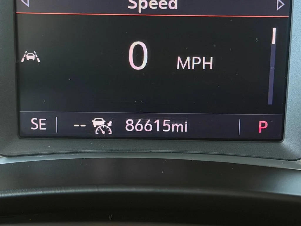 Used 2022 IRON GRAY METALLIC Chevrolet Premier image 20
