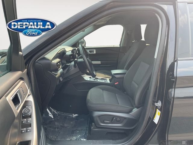 Used 2024 Black Metallic Ford XLT image 11