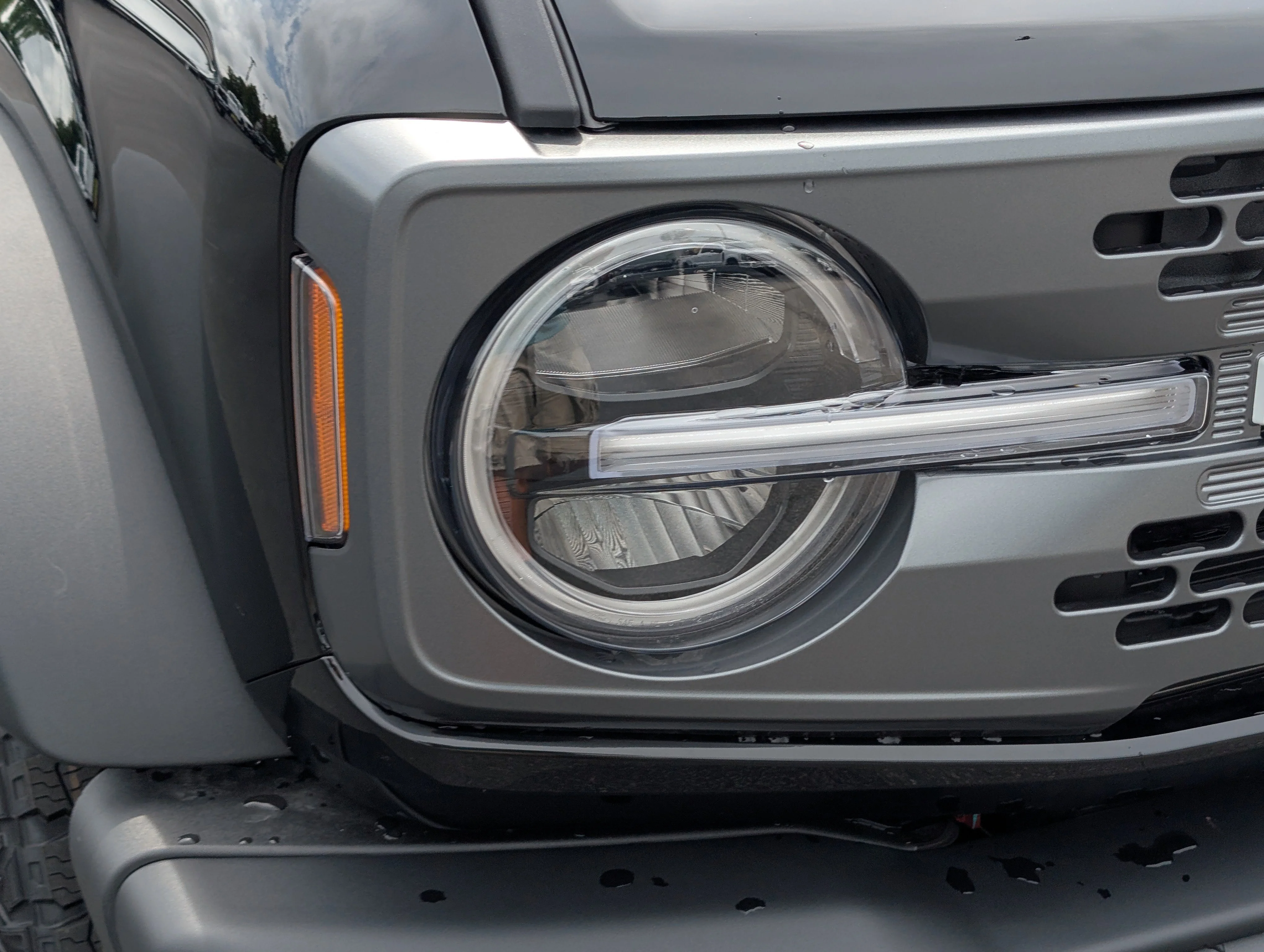 New 2026 SHADOW BLACK FORD Badlands image 5