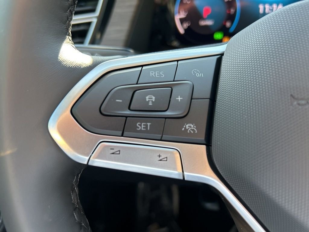 New 2026 White Volkswagen 2.0T SEL Premium R-Line image 28