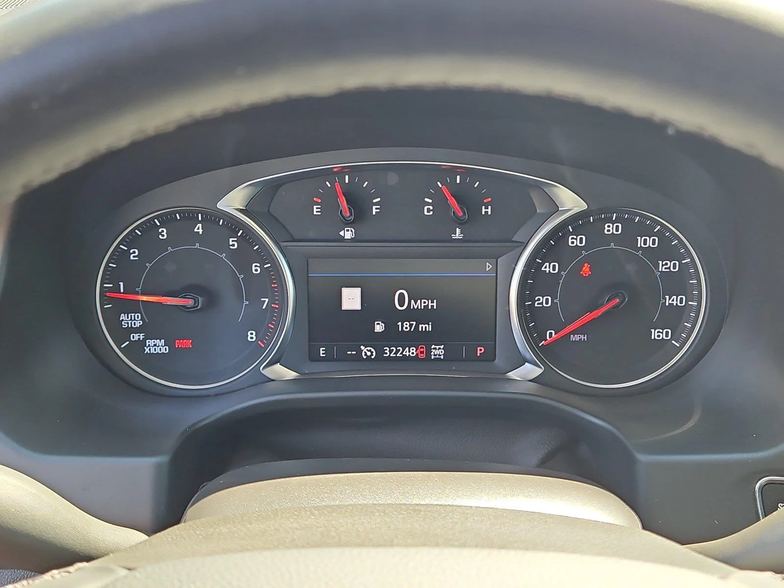 Used 2023 ULTRA BLUE METALLIC GMC SLT image 27